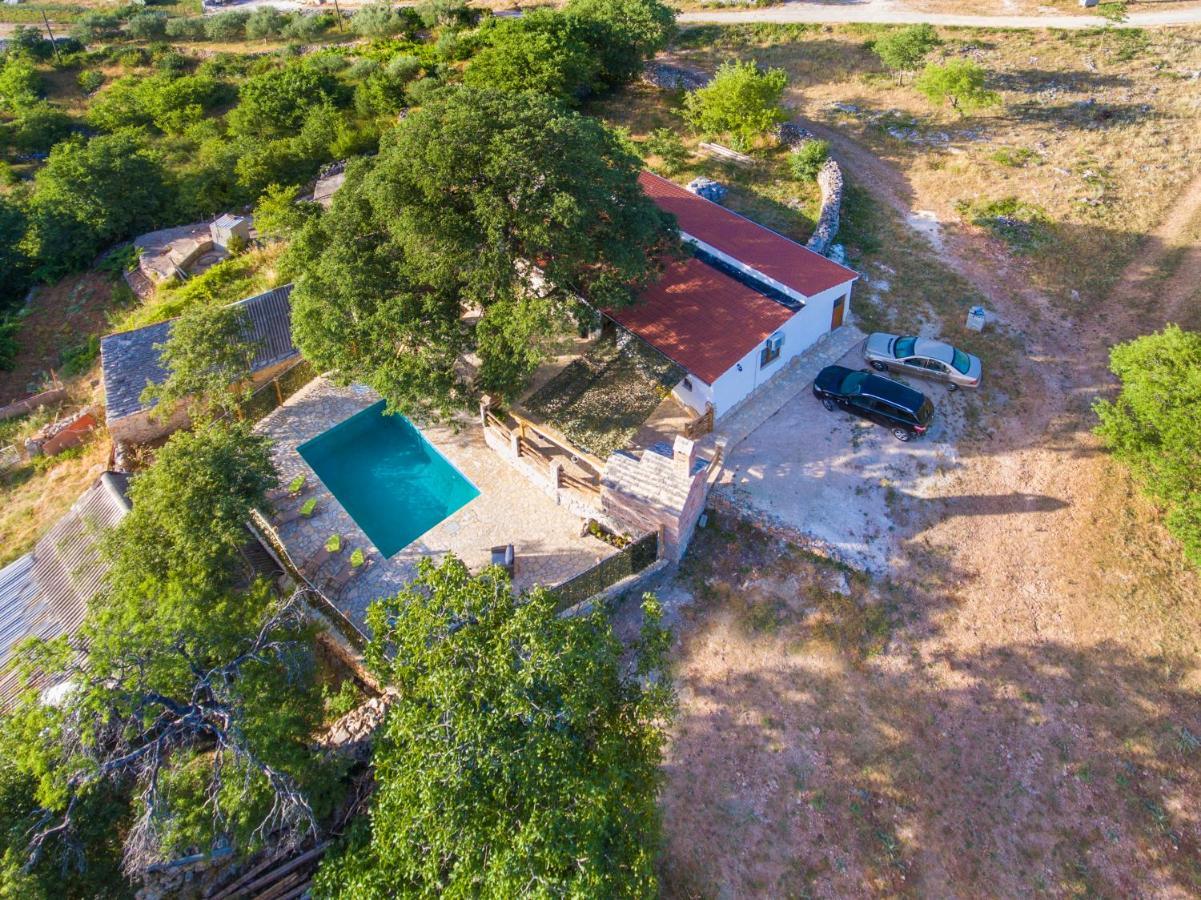 Luxury House Ivan With 4 Bedrooms Divojevici Exterior photo